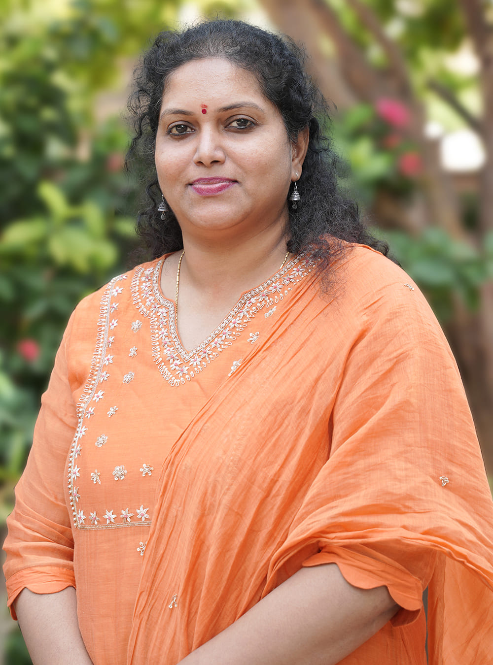 DR. SMITA IYER MS. SMITA IYER